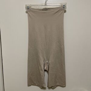 Spanx High Waisted Tummy Control Shapewear Shorts Biege Women's Size Medium M